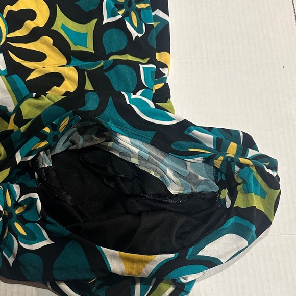 En Focus Studio Floral Pattern black blue Dress w ruched waist stretchy fabric - Picture 8 of 8